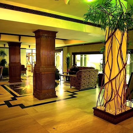 The Surya, Cochin Hotel อันกามาลี ภายนอก รูปภาพ