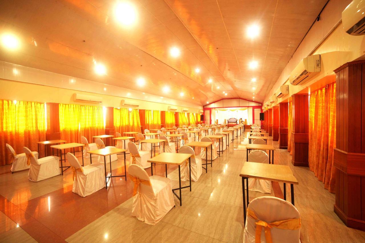 The Surya, Cochin Hotel อันกามาลี ภายนอก รูปภาพ
