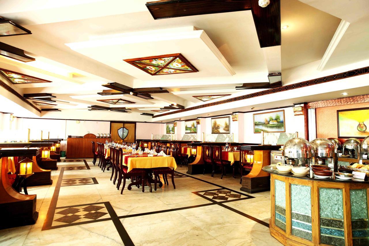 The Surya, Cochin Hotel อันกามาลี ภายนอก รูปภาพ